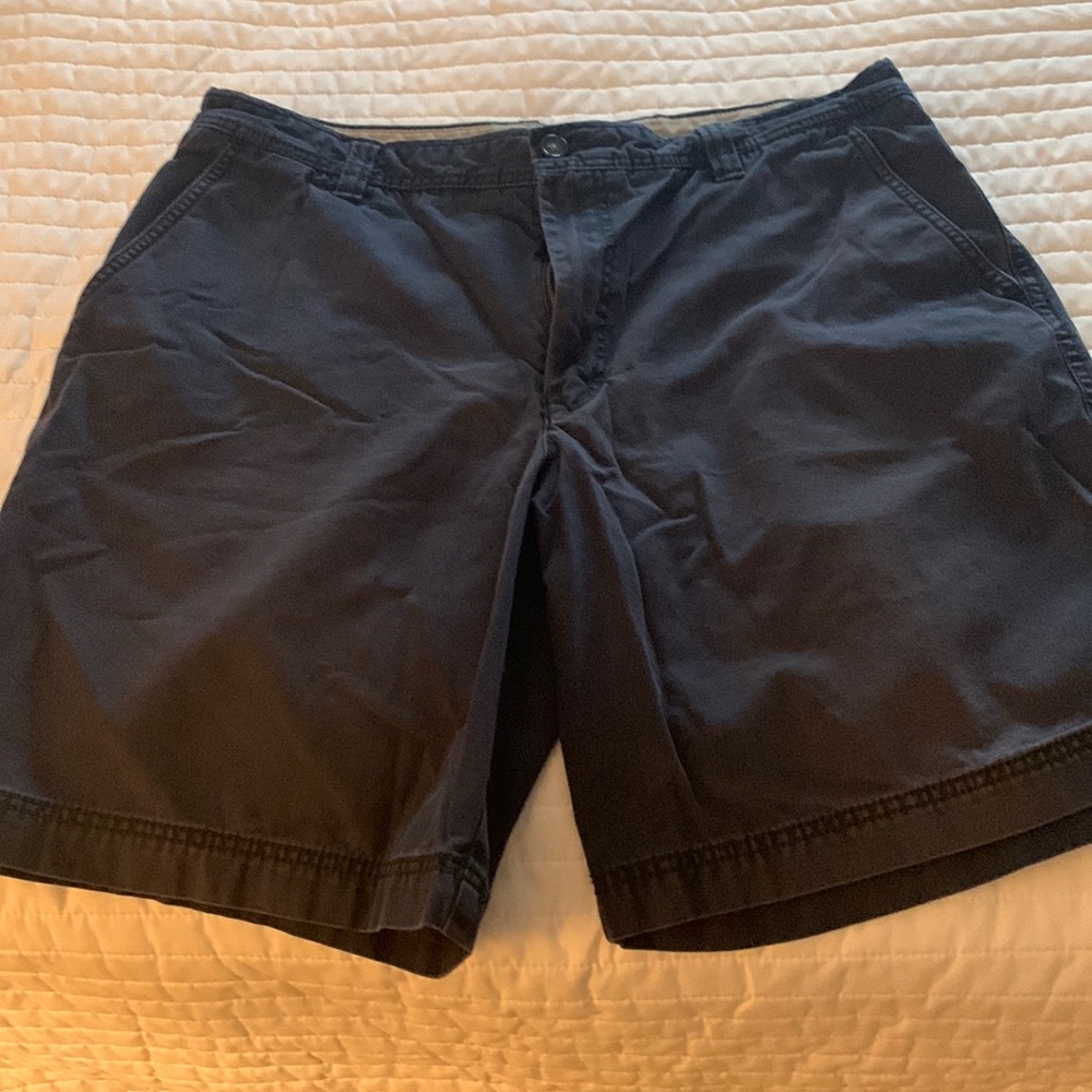 Men’s Izod Navy Blue Shorts